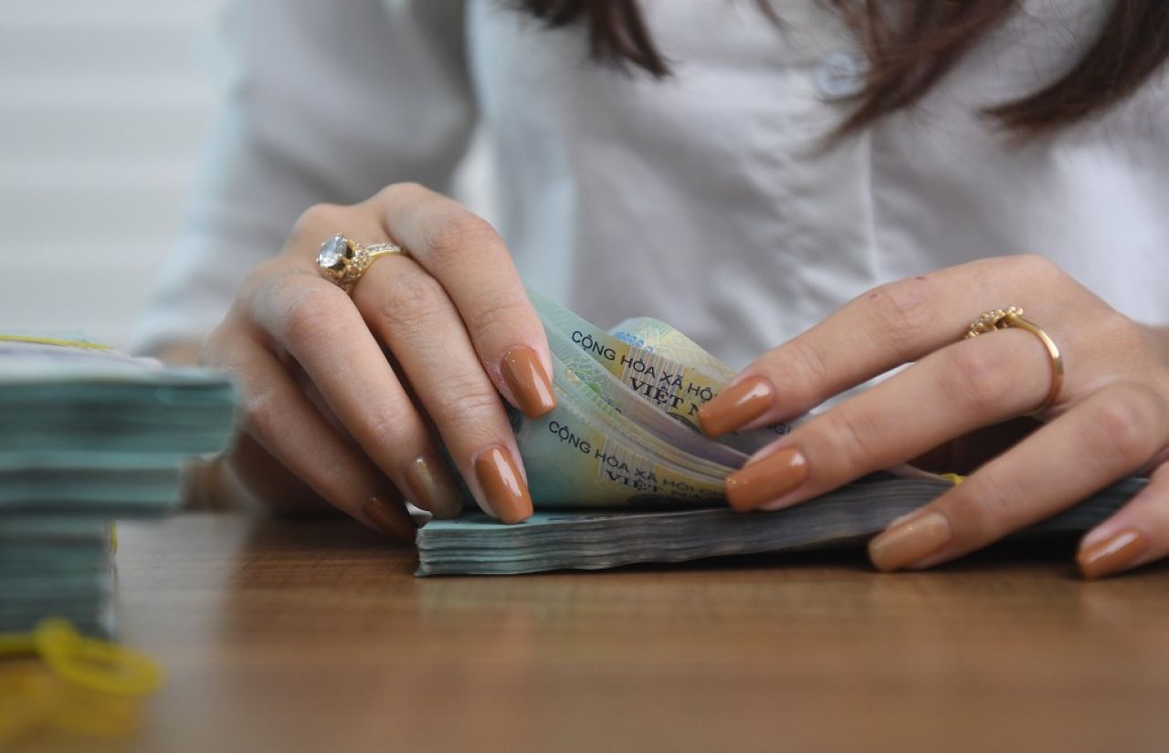 3 bước tiết kiệm khi bị cám dỗ chi tiêu